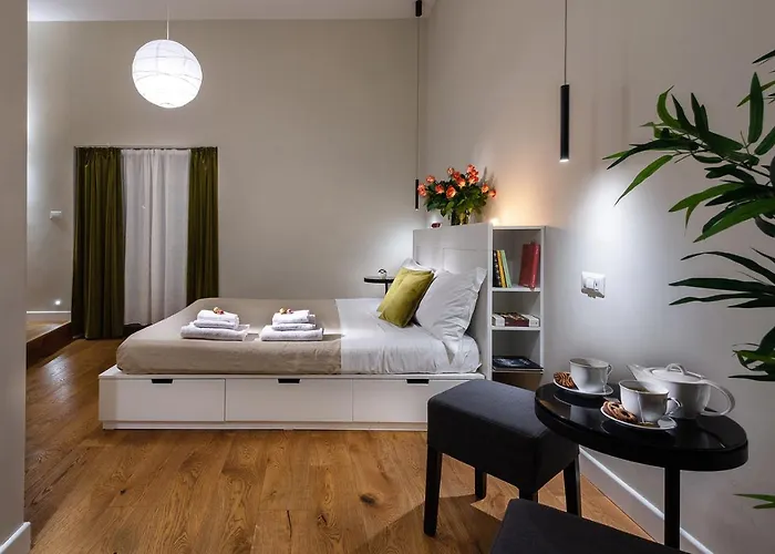 Tula Inn Rome